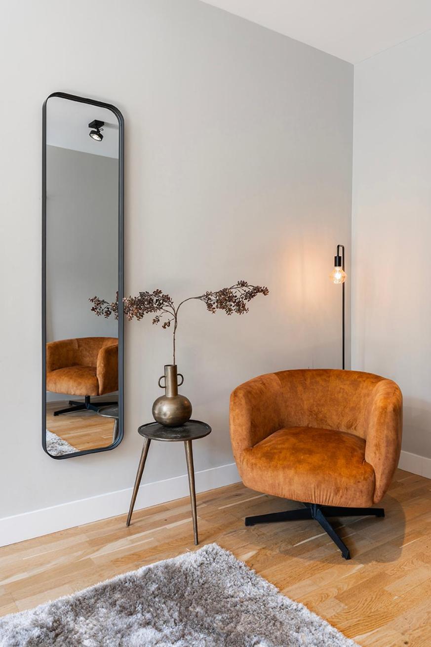 Apartment With Bath Center